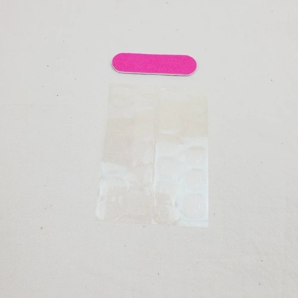 24 Pieces Fake Press On Nails
